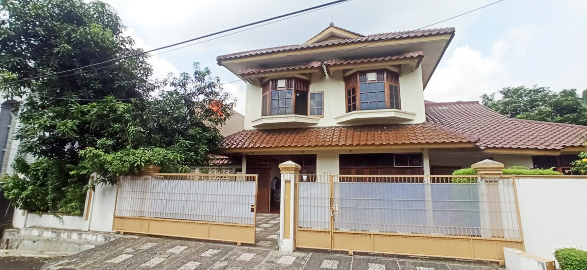 Rumah Dijual di Perumahan Elit Jatiwaringin Dekat Mall Cipinang Indah, Stasiun LRT Jatibening, SMAN 81 Jakarta, RS Harum Sisma Medika, Universitas Borobudur